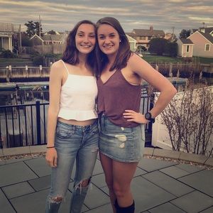 Meet your Posher, Elizabeth